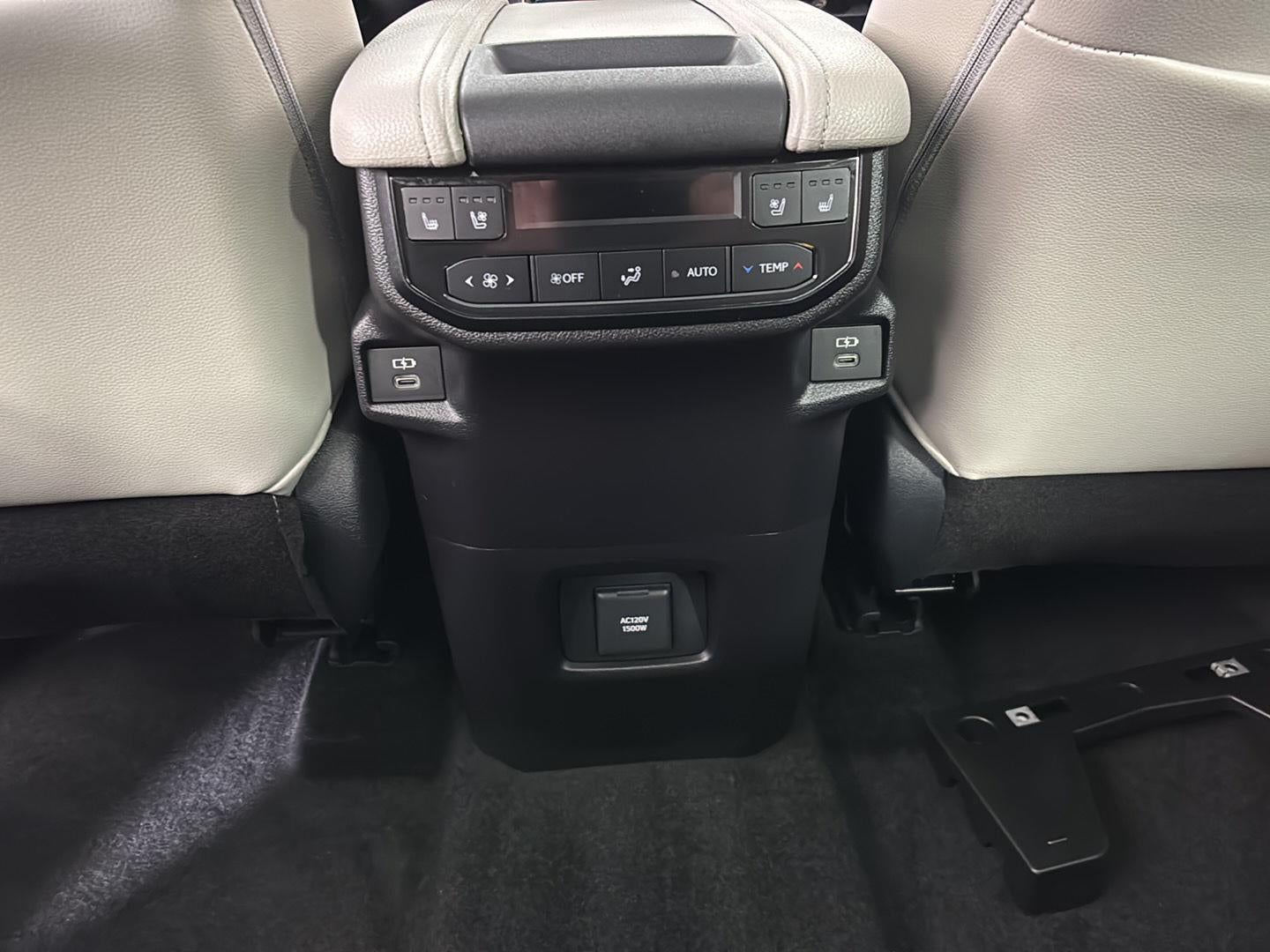 2025 Toyota Grand Highlander Hybrid MAX Platinum