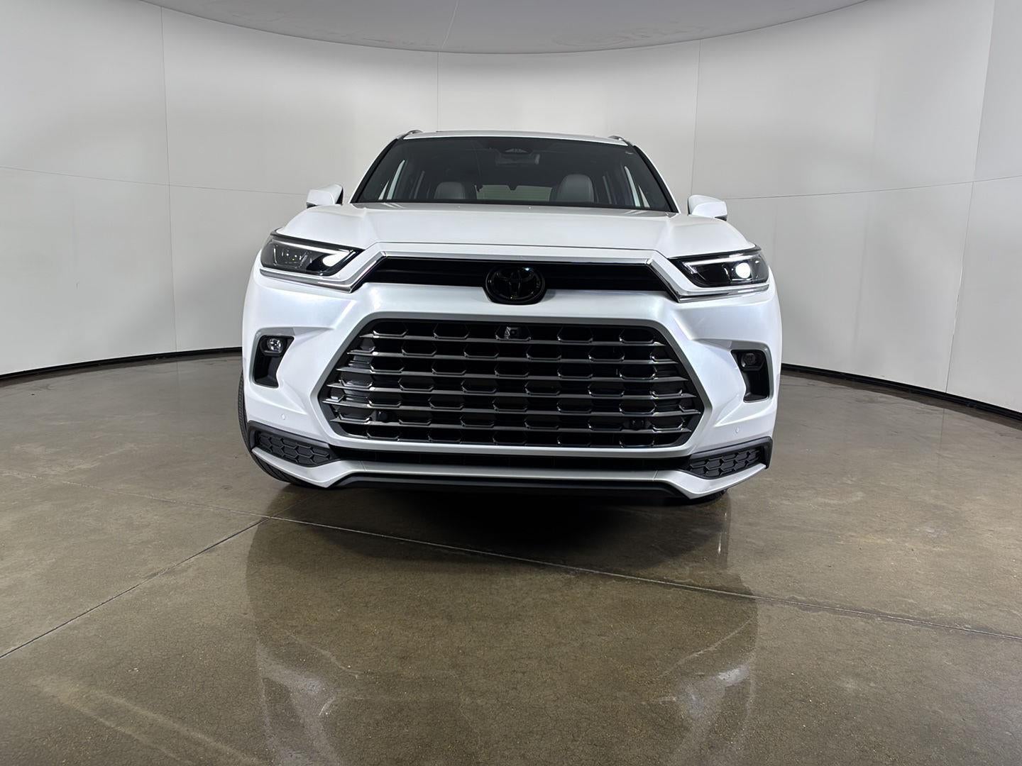2025 Toyota Grand Highlander Hybrid MAX Platinum