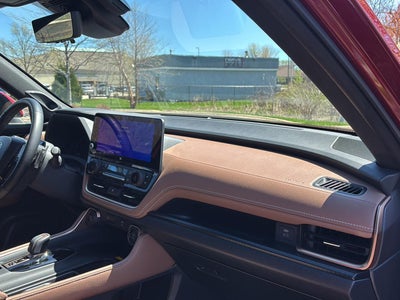 2024 Toyota Grand Highlander Hybrid MAX Platinum