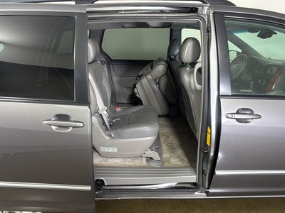 2005 Toyota Sienna XLE Limited