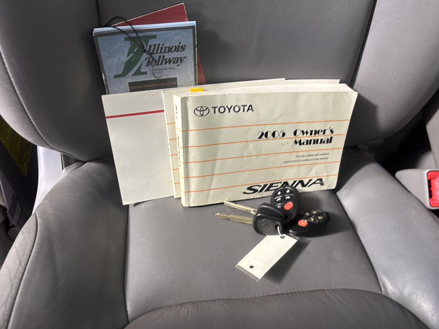 2005 Toyota Sienna XLE Limited