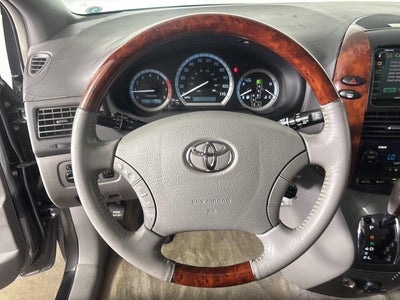 2005 Toyota Sienna XLE Limited