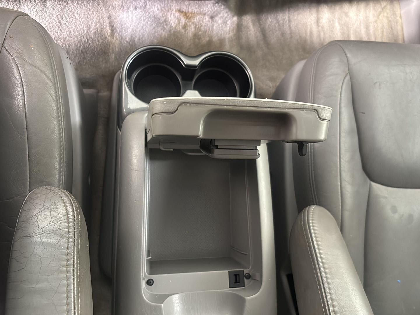 2005 Toyota Sienna XLE Limited
