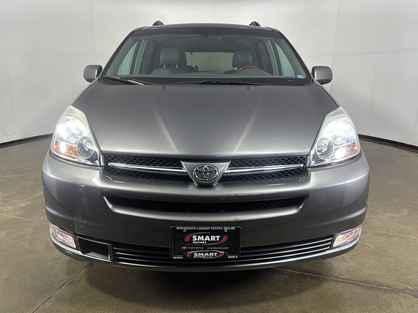 2005 Toyota Sienna XLE Limited