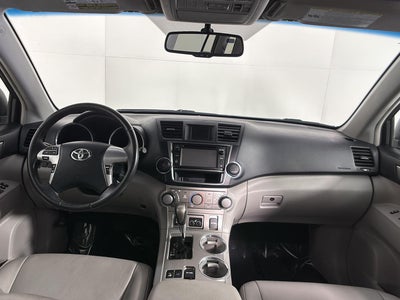 2013 Toyota HIGHLANDER Base