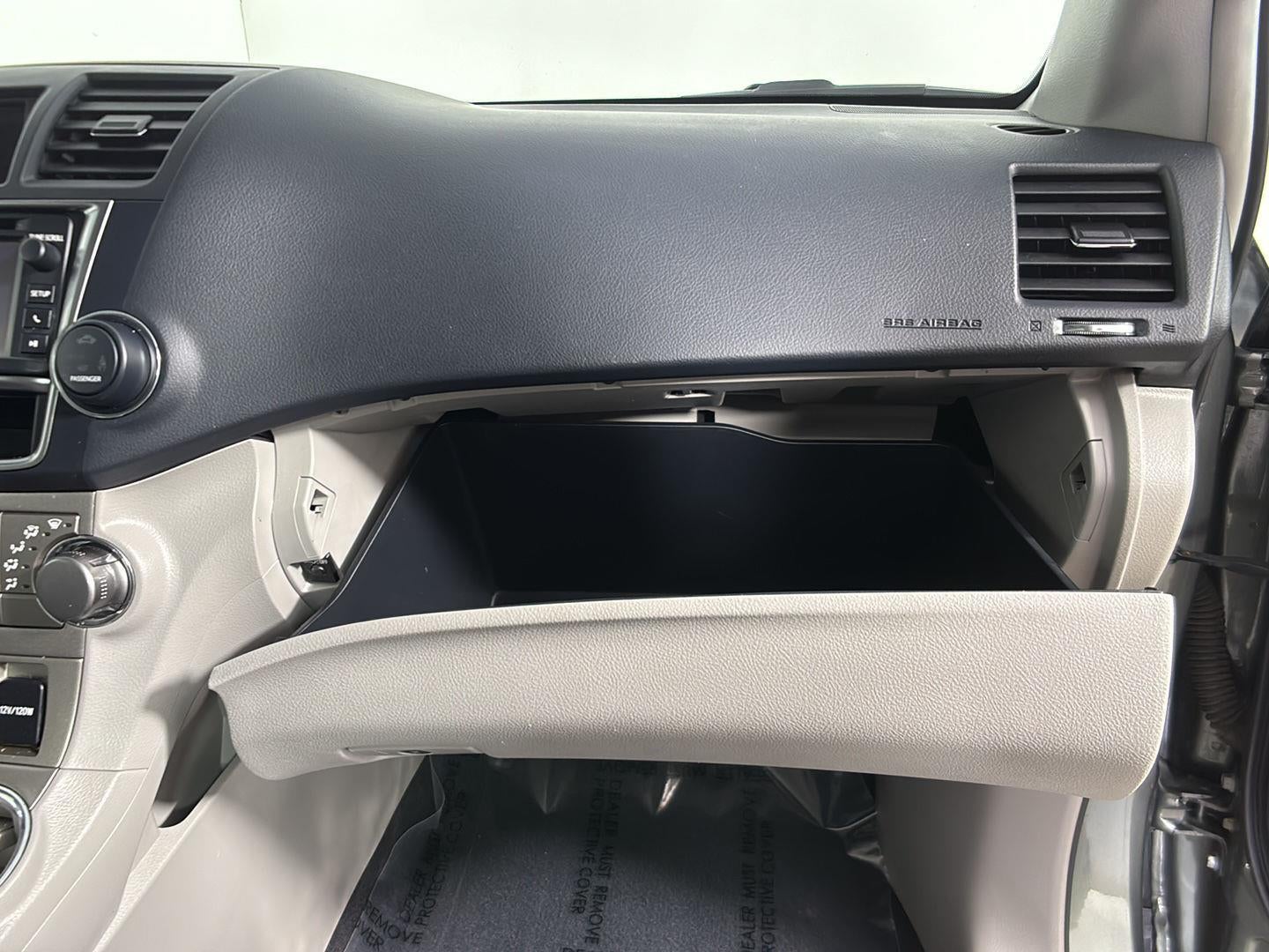 2013 Toyota HIGHLANDER Base