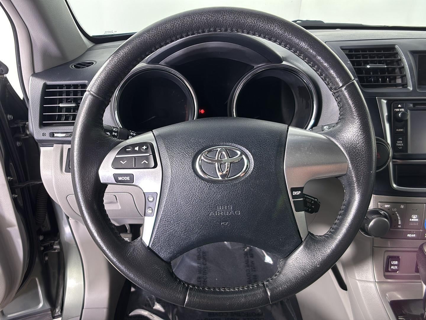 2013 Toyota HIGHLANDER Base
