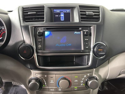 2013 Toyota HIGHLANDER Base