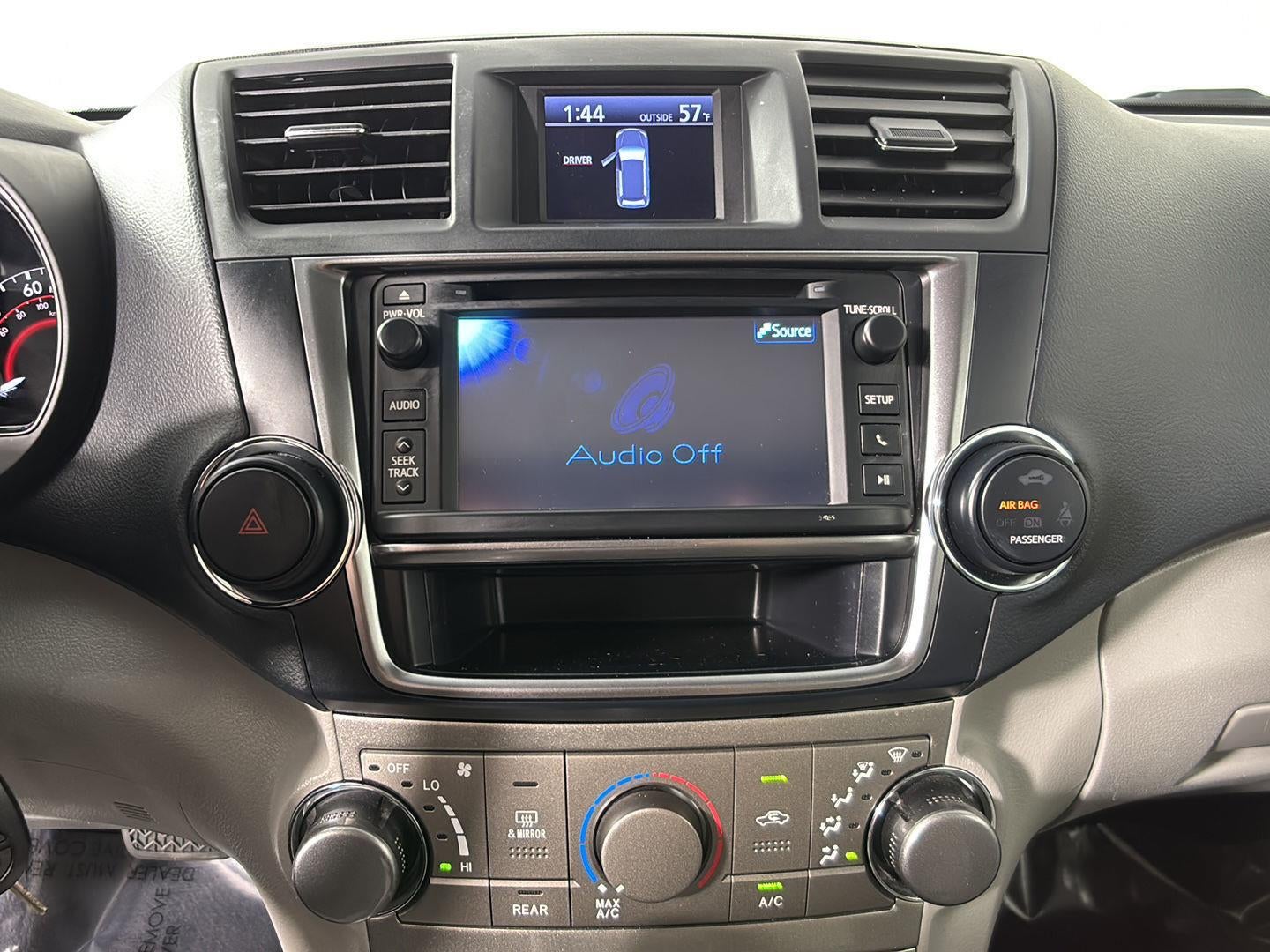 2013 Toyota HIGHLANDER Base