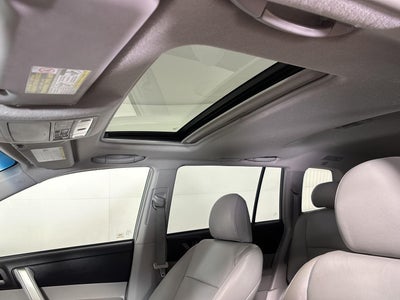 2013 Toyota HIGHLANDER Base