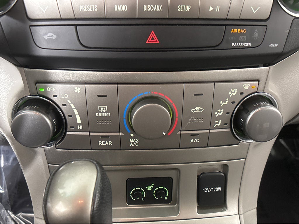 2012 Toyota Highlander SE