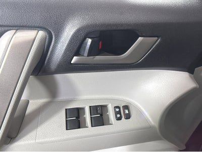 2012 Toyota Highlander SE