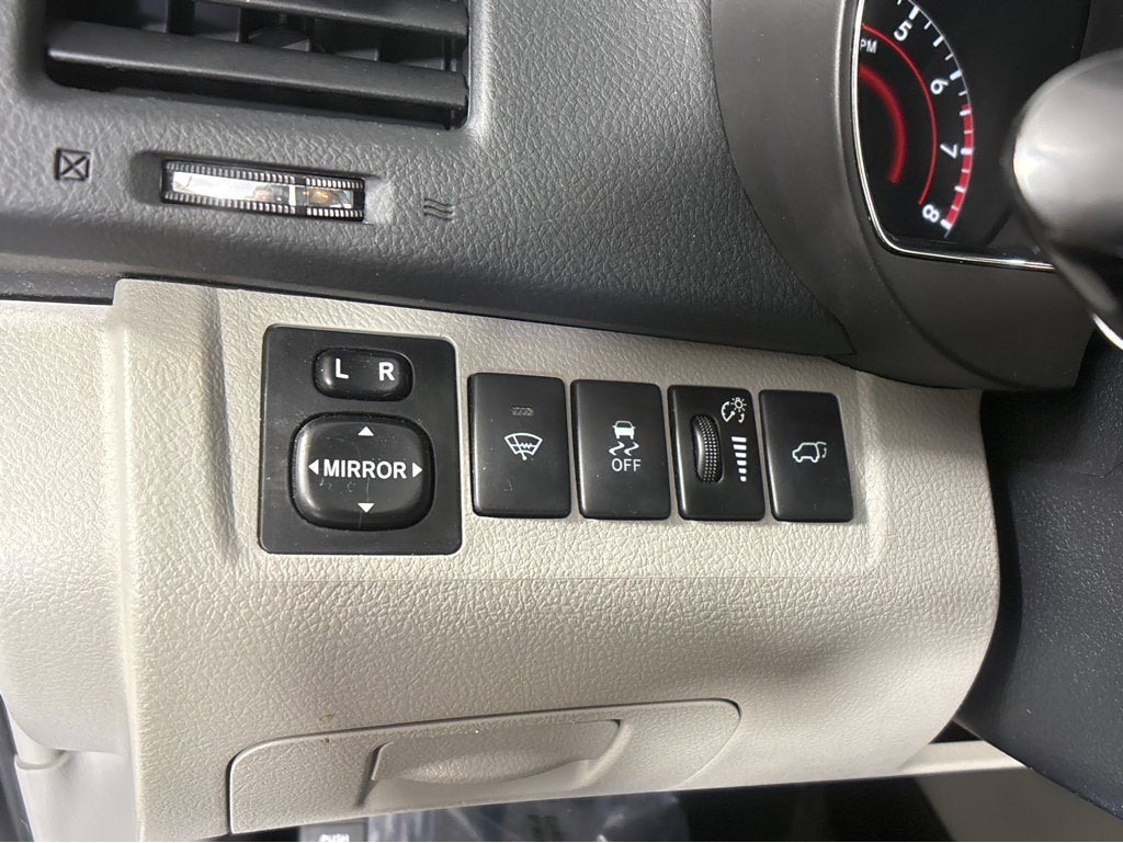 2012 Toyota Highlander SE