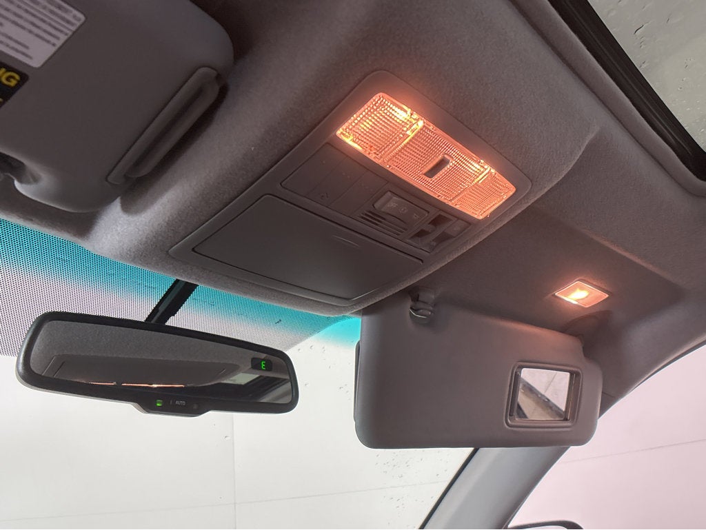 2012 Toyota Highlander SE