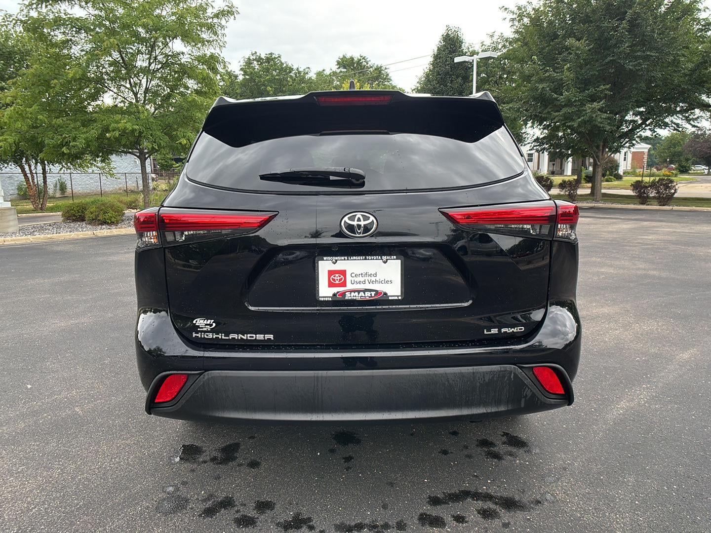 2022 Toyota Highlander LE