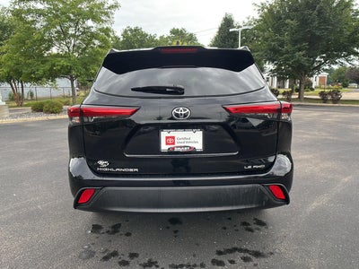 2022 Toyota Highlander LE