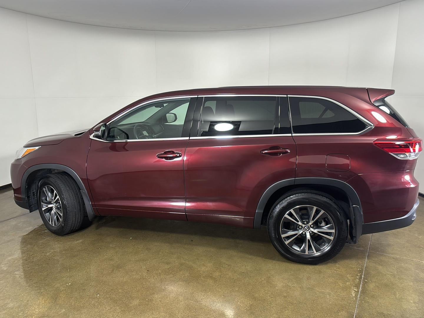 2017 Toyota Highlander LE Plus