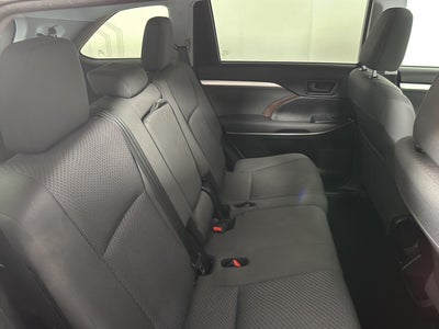 2017 Toyota Highlander LE Plus
