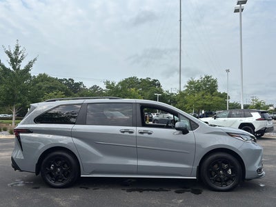 2026 Toyota Sienna Woodland Edition