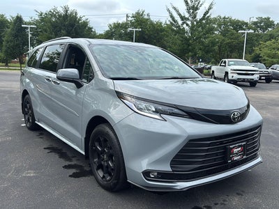 2026 Toyota Sienna Woodland Edition