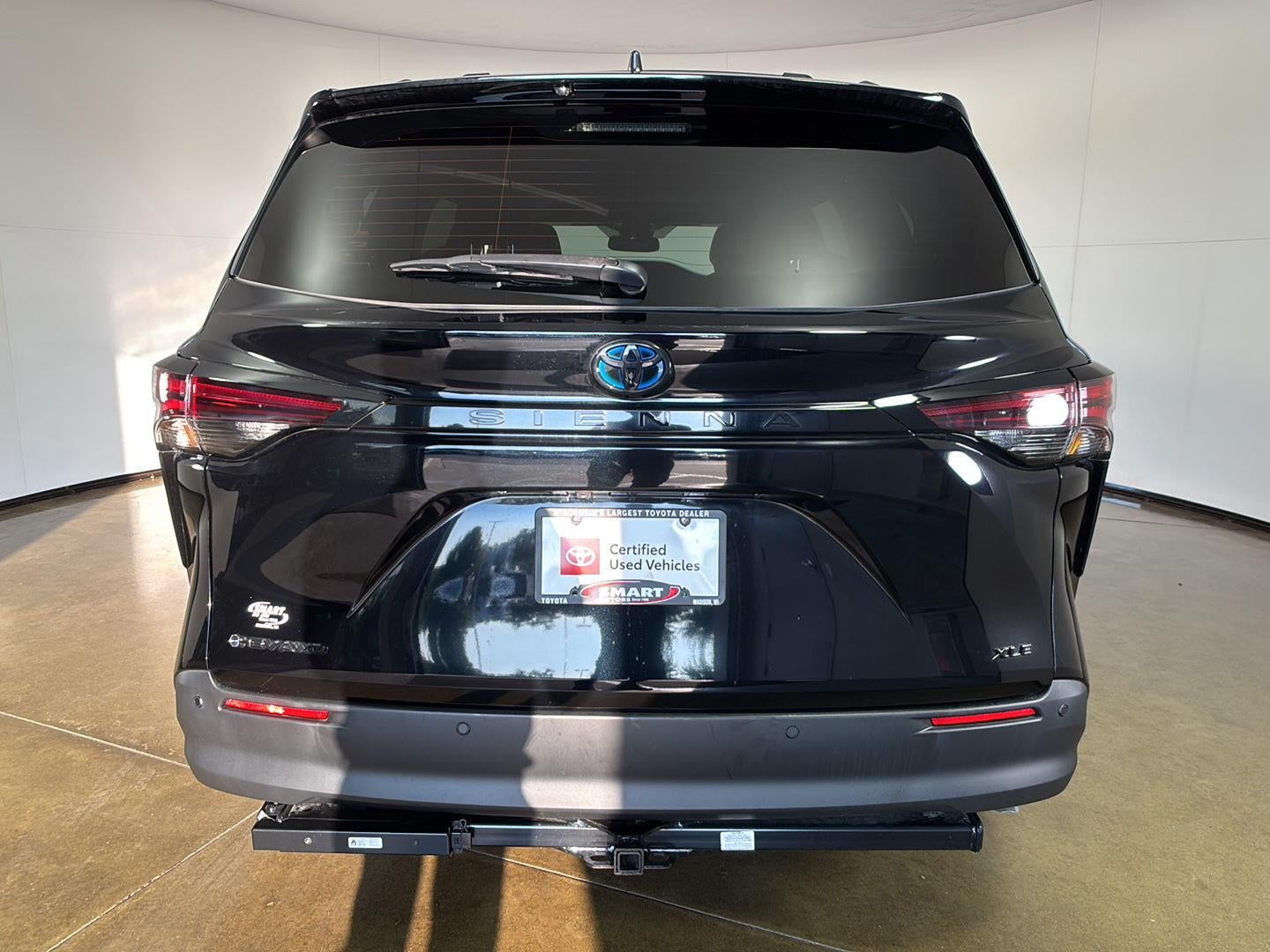 2025 Toyota Sienna Woodland Edition