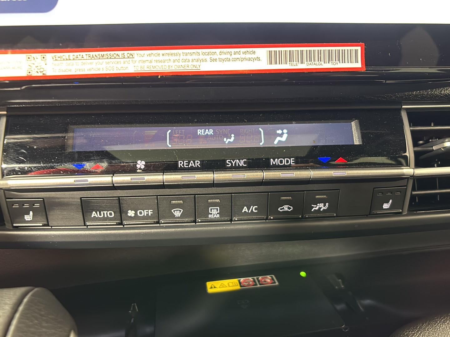 2025 Toyota Sienna Woodland Edition
