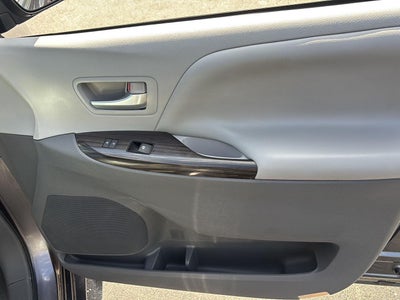 2015 Toyota Sienna XLE 7-Passenger