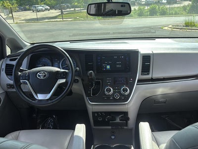 2015 Toyota Sienna XLE 7-Passenger