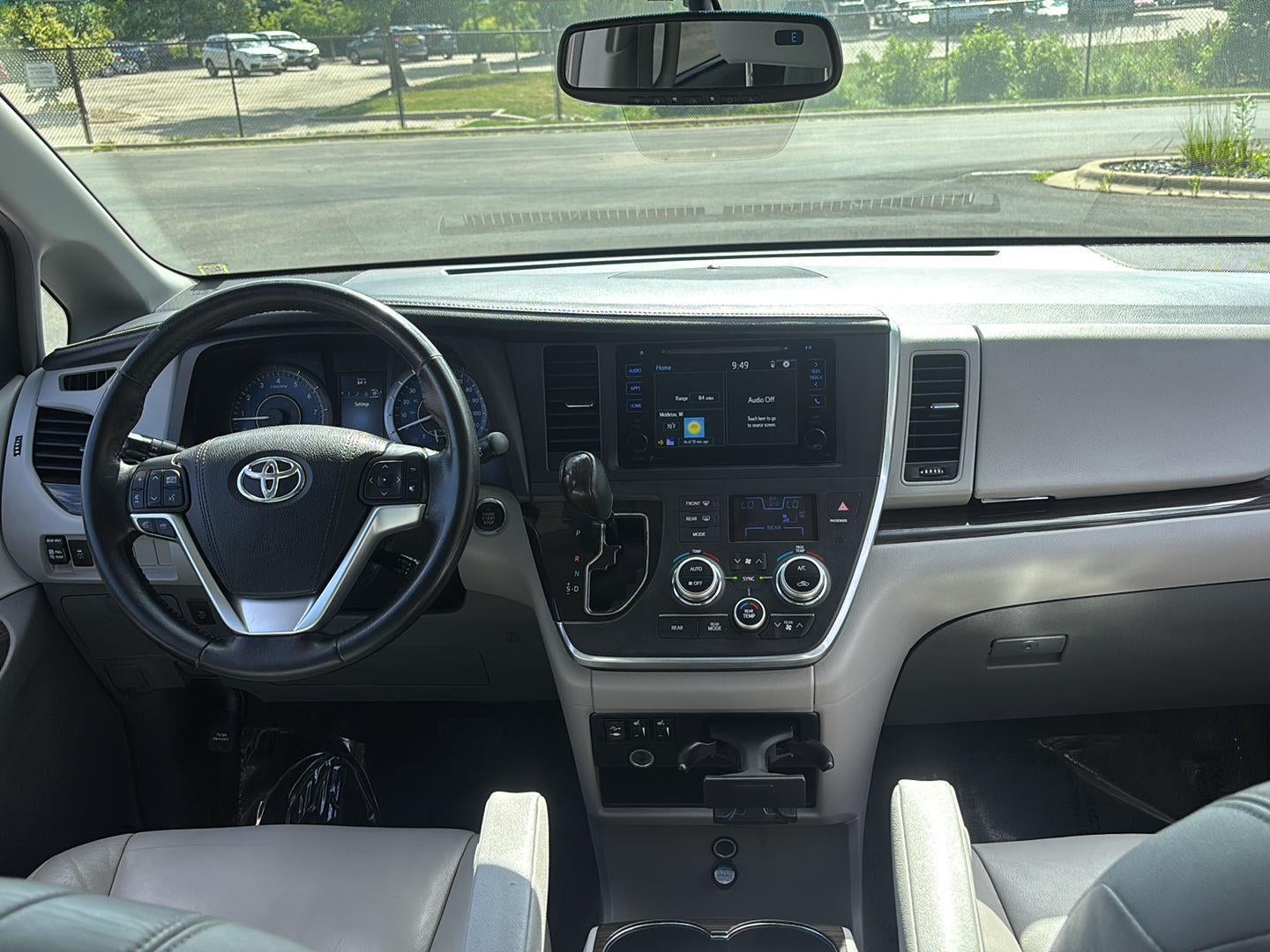 2015 Toyota Sienna XLE 7-Passenger
