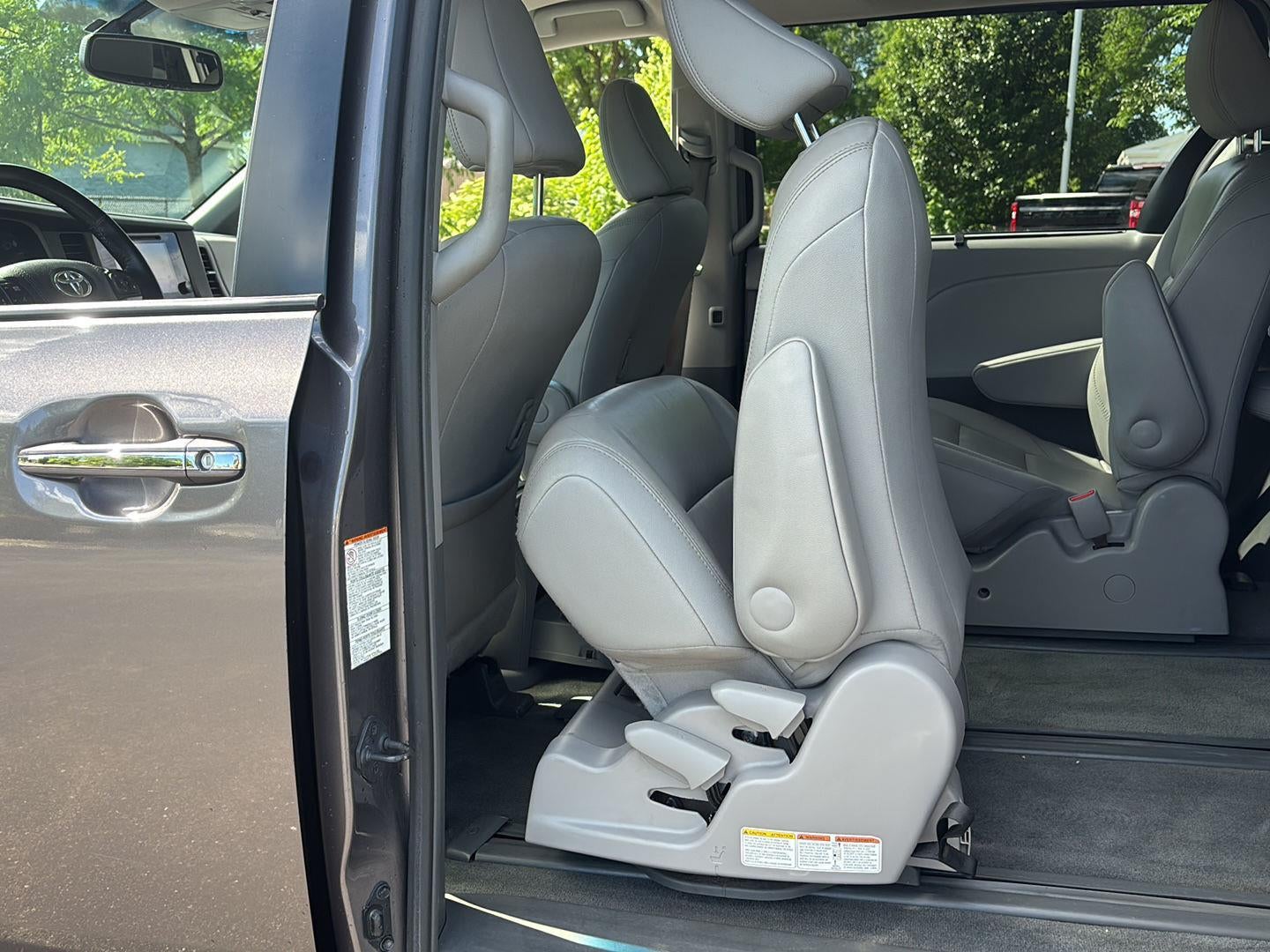 2015 Toyota Sienna XLE 7-Passenger