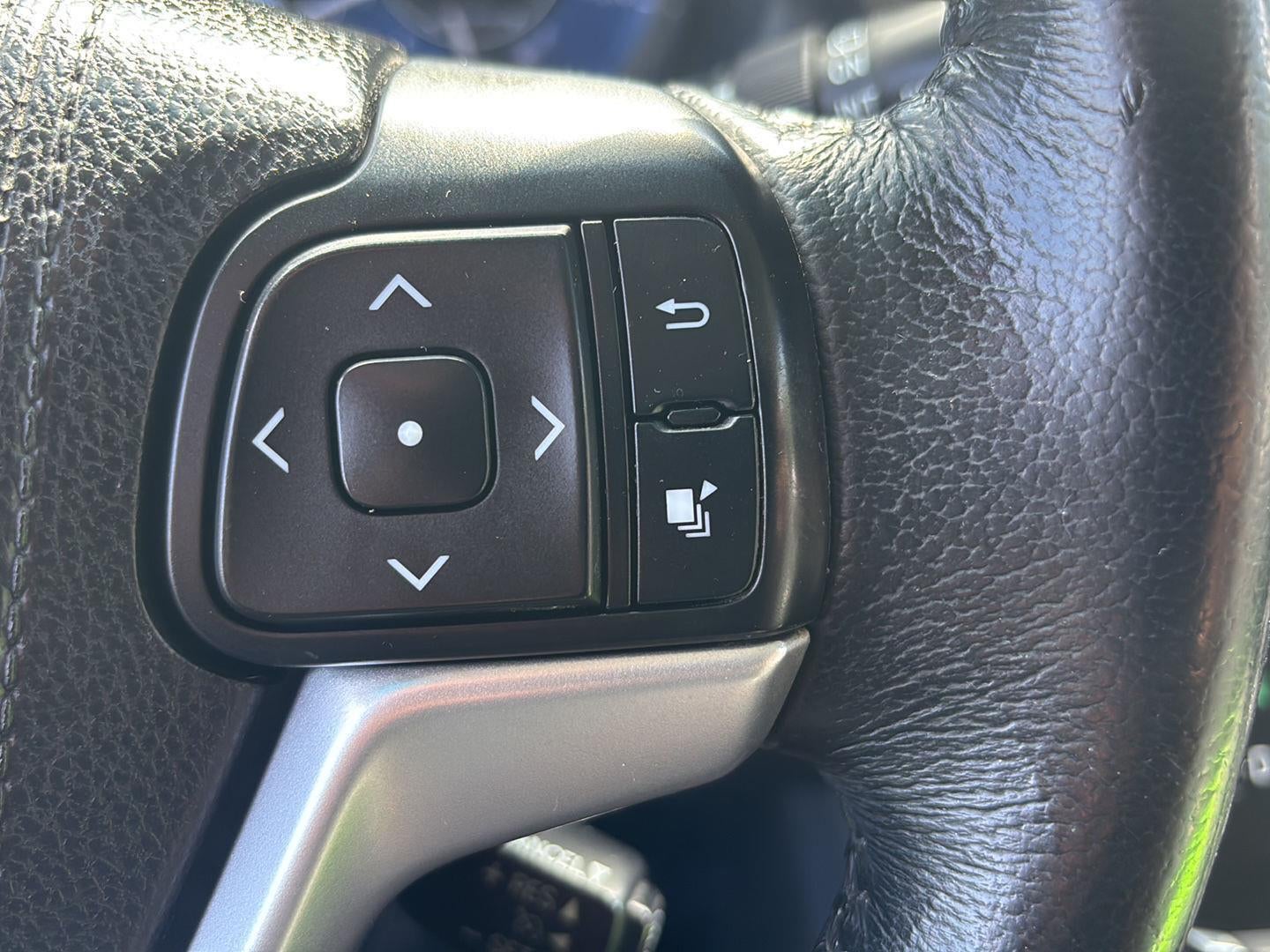 2015 Toyota Sienna XLE 7-Passenger