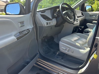 2015 Toyota Sienna XLE 7-Passenger