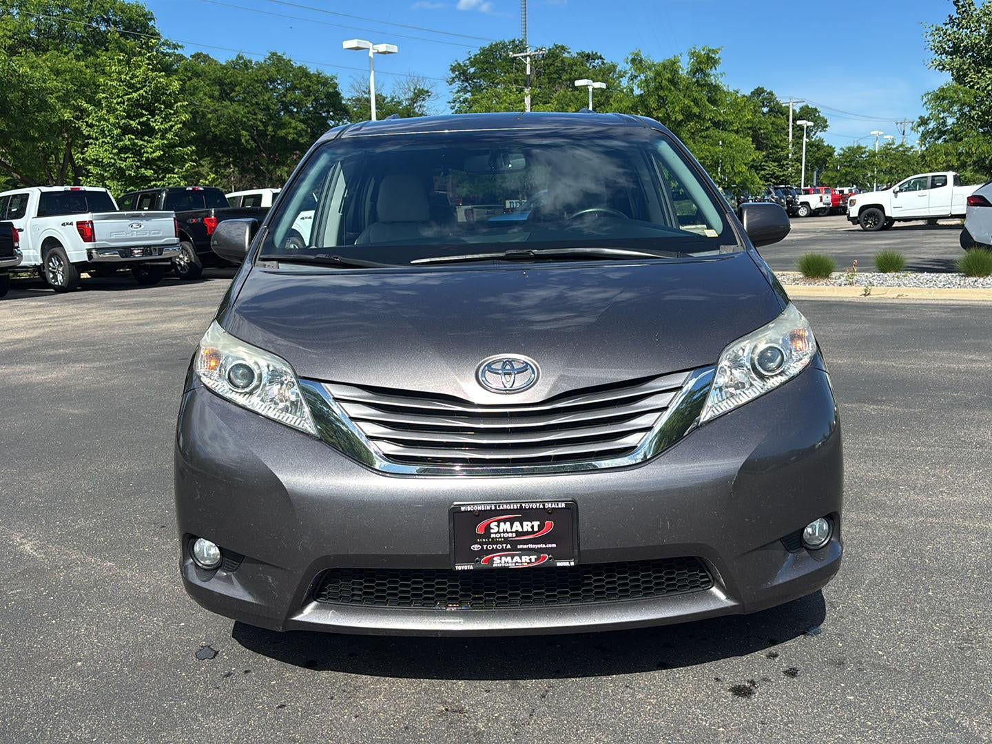 2015 Toyota Sienna XLE 7-Passenger