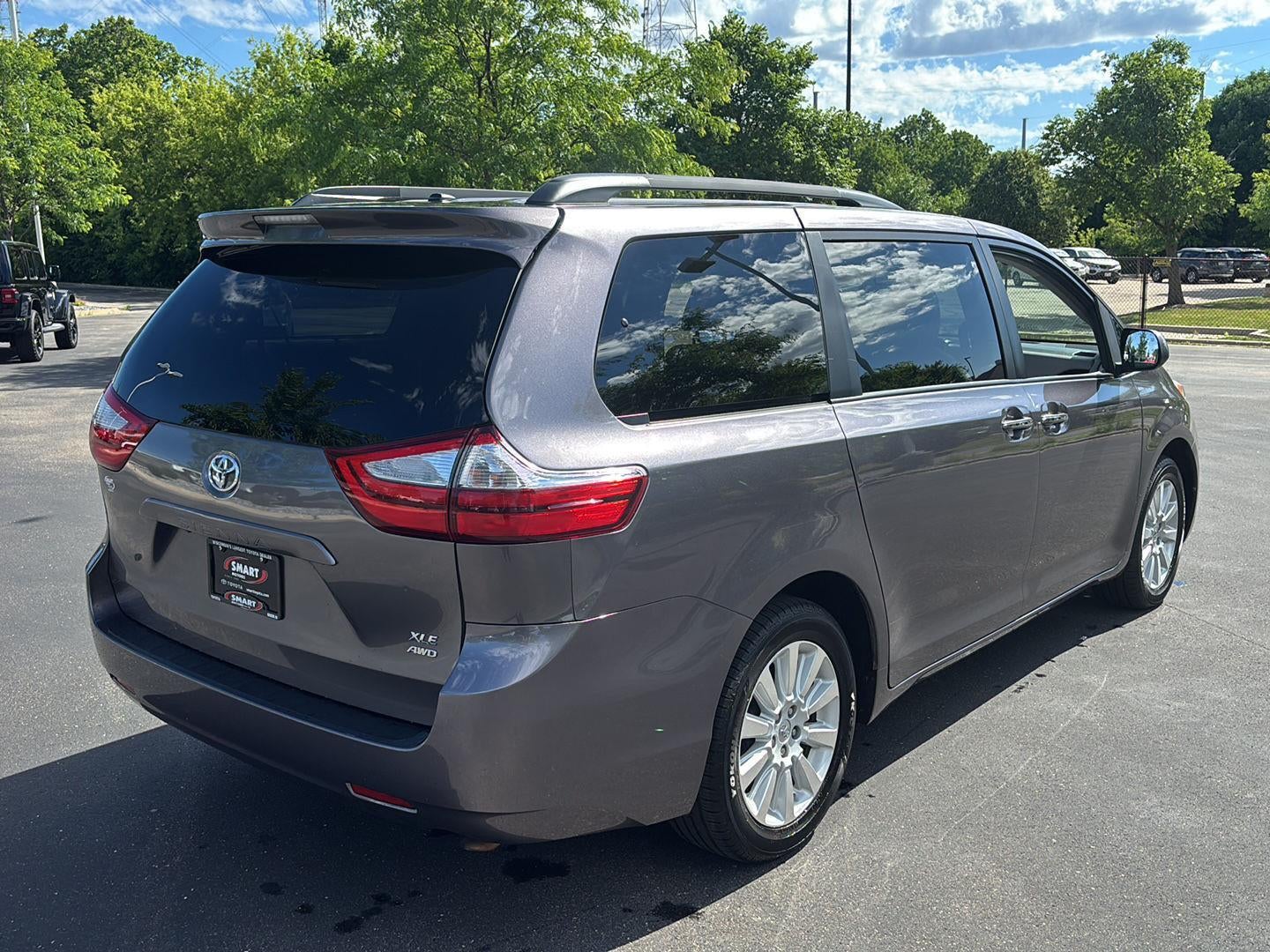 2015 Toyota Sienna XLE 7-Passenger