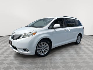 2013 Toyota Sienna XLE 7-Passenger