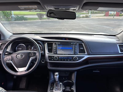 2016 Toyota Highlander Limited