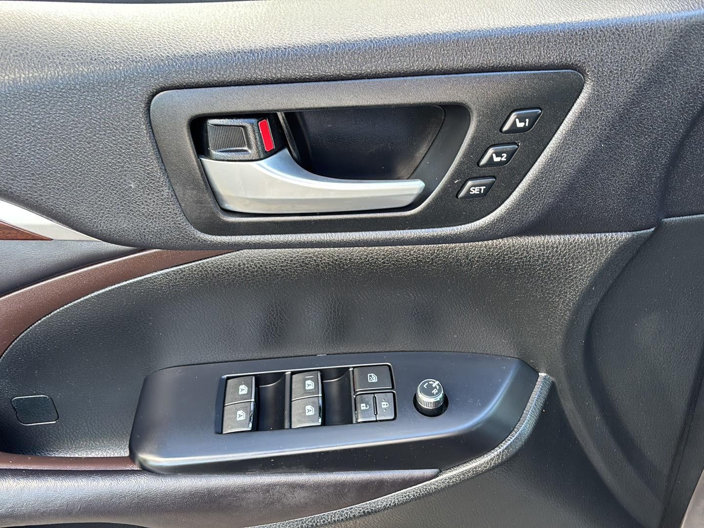 2016 Toyota Highlander Limited