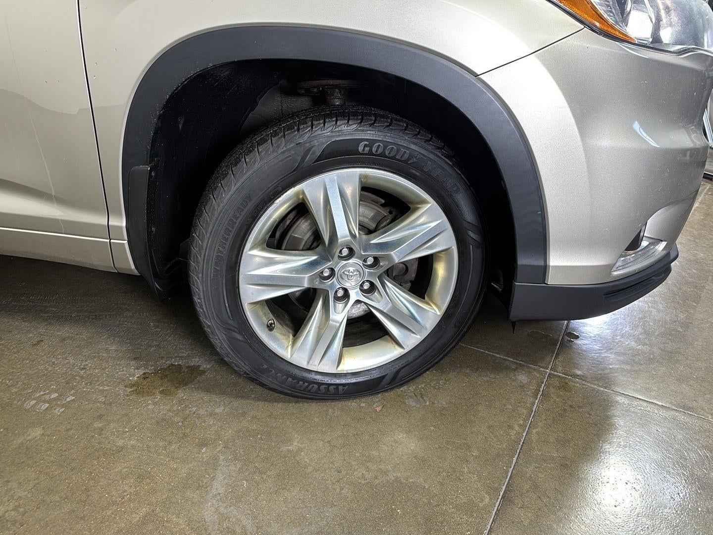 2015 Toyota Highlander Limited