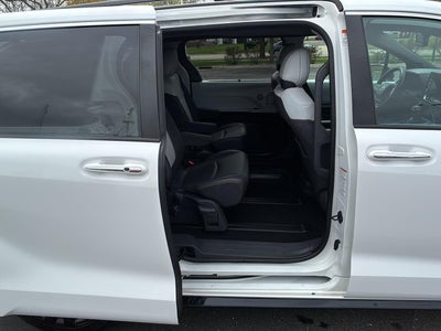 2021 Toyota Sienna XSE