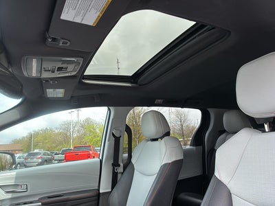 2021 Toyota Sienna XSE