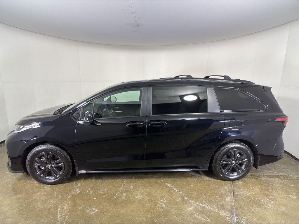 2025 Toyota Sienna XSE