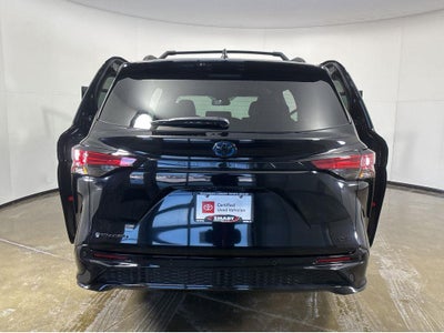 2025 Toyota Sienna XSE