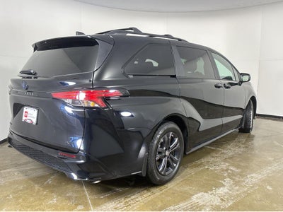 2025 Toyota Sienna XSE