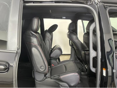 2025 Toyota Sienna XSE