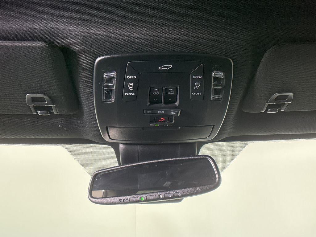 2025 Toyota Sienna XSE