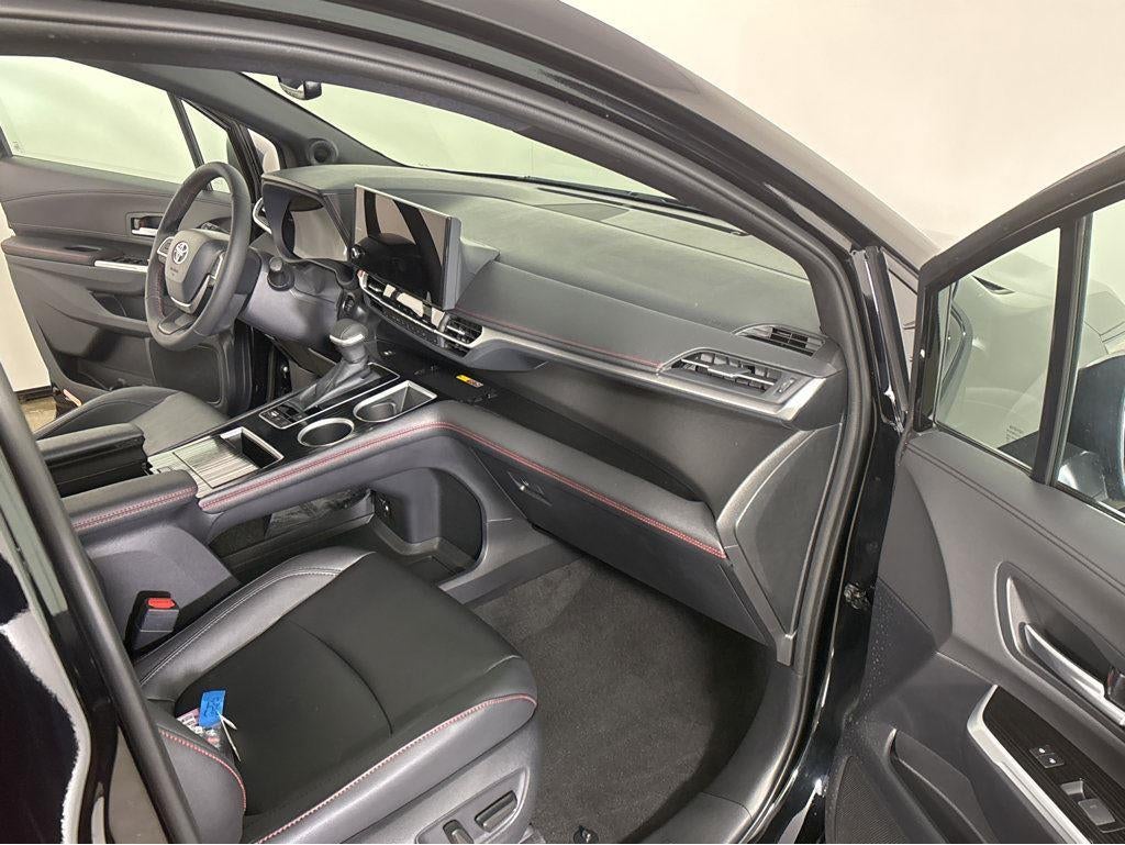 2025 Toyota Sienna XSE