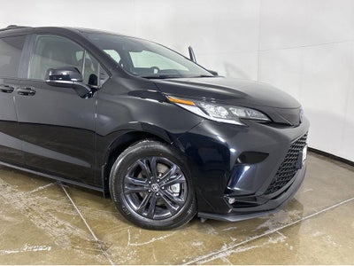 2025 Toyota Sienna XSE