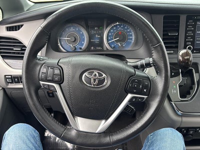 2018 Toyota Sienna XLE 7-Passenger