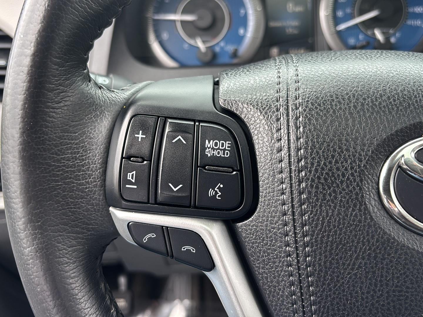 2018 Toyota Sienna XLE 7-Passenger