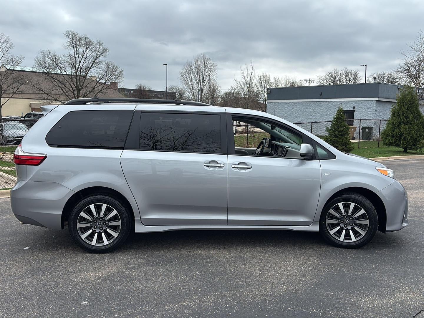 2018 Toyota Sienna XLE 7-Passenger